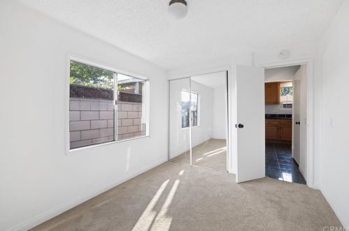527 North St, Anaheim CA  92805-1932 exterior