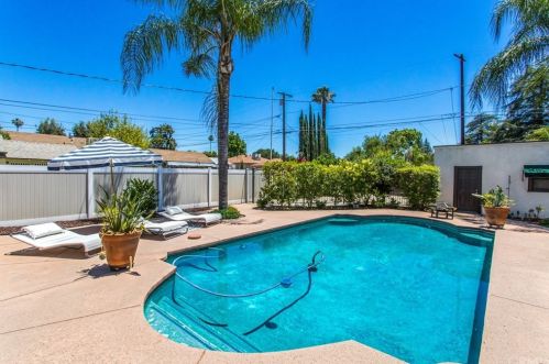 828 Campus Ave, Redlands CA  92374-3613 exterior