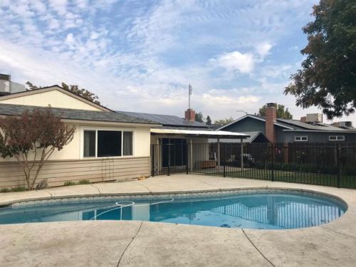 1712 Dennis Ave, Clovis, CA 93611-3009