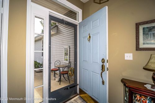 7 Nautical Ct, Berkeley Township, NJ 08721-1969