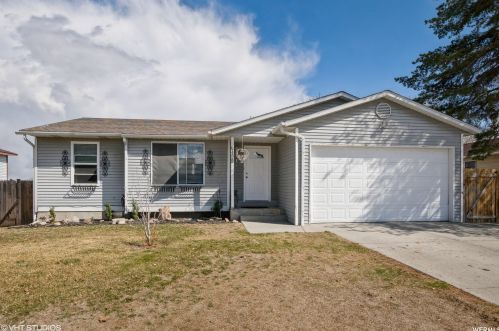 6499 Lotus Way, Taylorsville, UT 84081-4307