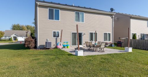 1114 Sarasota Dr, Pingree Grove IL  60140-2026 exterior