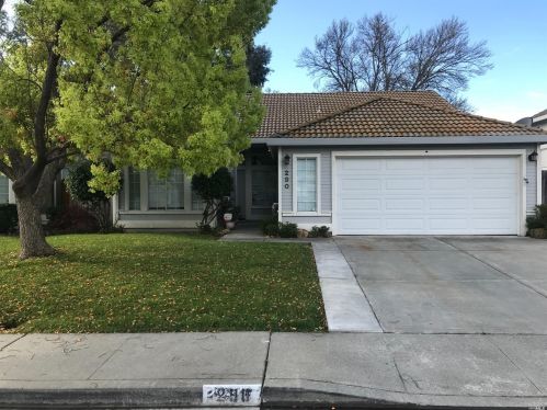 290 Sunridge Way, Vacaville, CA 95688-9238