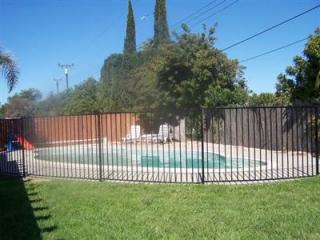 1879 Arcane St, Simi Valley CA  93065-4807 exterior