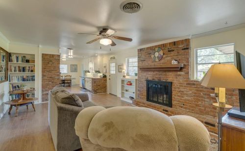 5809 Trl Lk Dr, Fort Worth TX  76133-1250 exterior