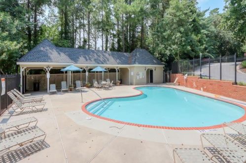 405 Bainbridge Dr, Atlanta GA  30327-4272 exterior