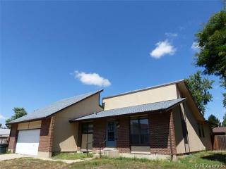 4609 Crown Blvd, Denver, CO 80239-4417