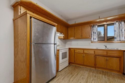 100 Evans Ave, Otsego, MN 55330-1548