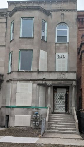 5932 Prairie Ave, Chicago, IL 60637-1322