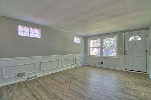14212 Normal Ave, Chicago, IL 60827-2309