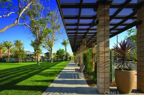 402 Rockefeller, Irvine CA  92612-7165 exterior