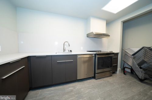 2023 Chancellor St, Philadelphia PA 19103-5604 exterior