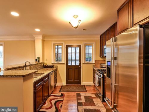 621 Greenbrier Dr, Silver Spring MD 20910-4230 exterior