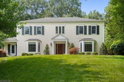 37 Hall Rd, Chatham Township, NJ 07928-1753