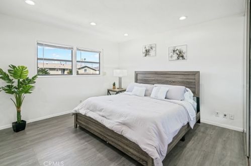 2440 Gramercy Ave, Anaheim CA  92801-3227 exterior