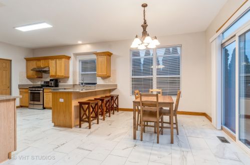 1500 Misty Ln, Lemont IL  60490-2035 exterior