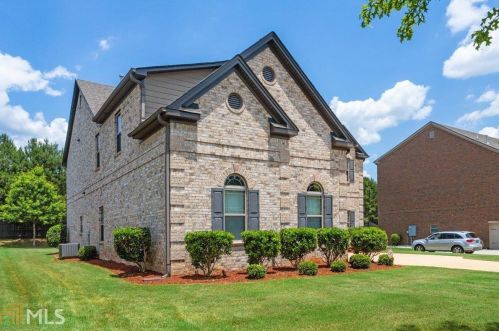 937 Donegal Dr, Locust Grove, GA 30248-2577