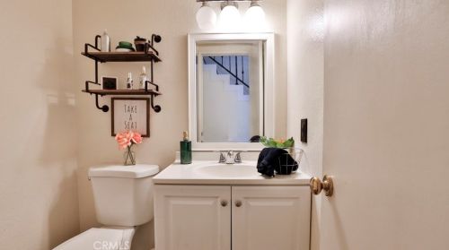 4078 Sunnysage Dr, Riverside CA  92509-0746 exterior