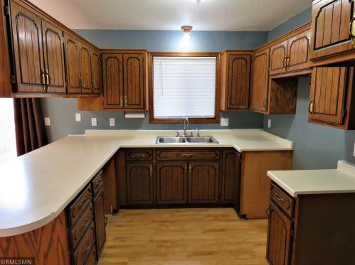 453 13th Ave, Sauk Rapids, MN 56379-1357