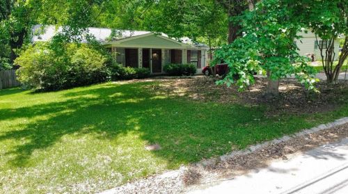 6417 Veracruse Dr, Morrow, GA 30260-2046