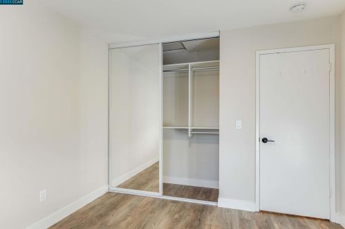 5209 Jomar Dr, Concord CA  94521-2341 exterior