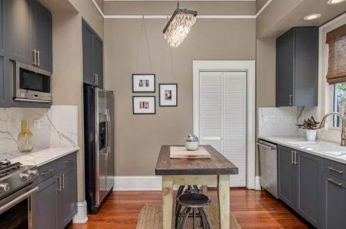 1093 Colquitt Ave, Atlanta GA  30307-1921 exterior