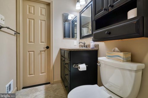 1609 Mithering Ln, Silver Spring MD 20905-7045 exterior