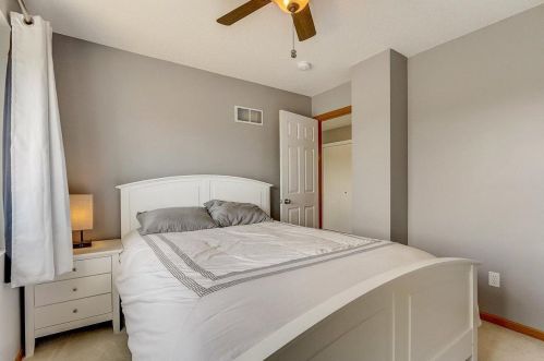 15953 Finch Ave, Saint Paul MN  55124-5811 exterior