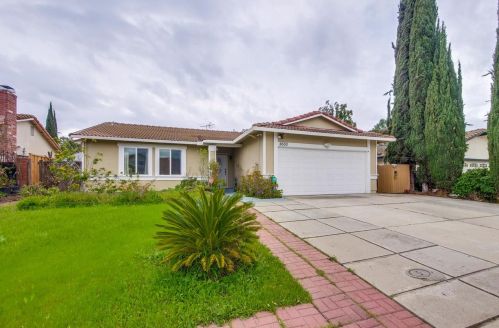 2630 Toy Ln, San Jose, CA 95121-1256