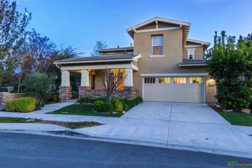 3741 Arapaho Pl, Carlsbad, CA 92010-5523
