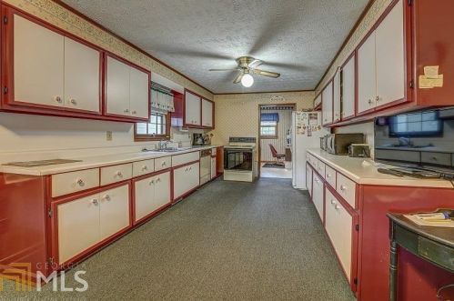 3782 Highway 155, Stockbridge GA  30281-5538 exterior