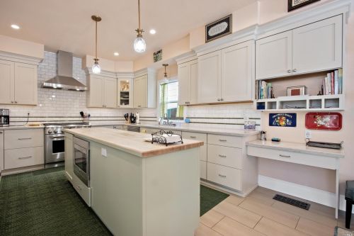 203 Riverview Ter, Benicia, CA 94510-2753