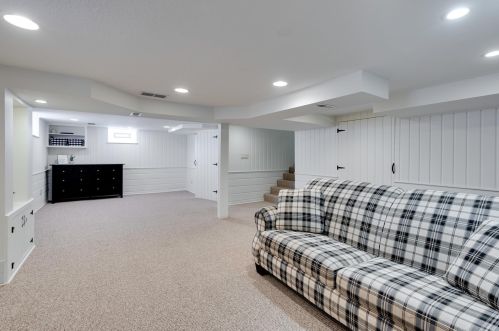 2174 Desoto St, Saint Paul MN  55117-1830 exterior