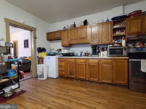 317 State St, Ephrata PA  17522-2236 exterior
