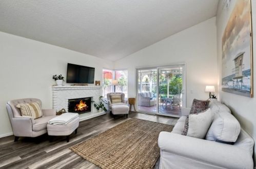 5385 Gooseberry Way, Oceanside CA  92057-4633 exterior