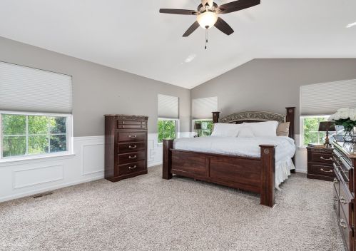 1425 Glenside Dr, Lemont IL  60490-5480 exterior