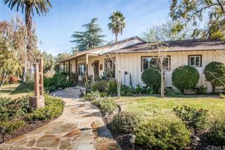 1605 Henrietta St, Redlands, CA 92373-7242