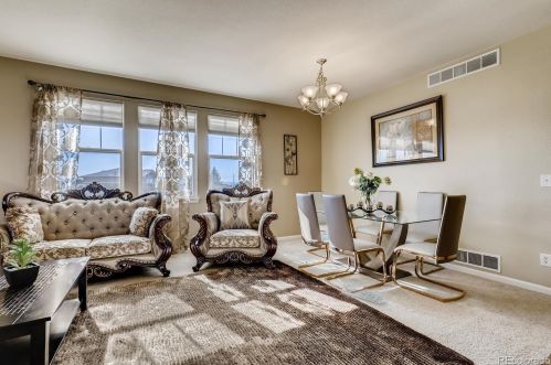 24661 Ontario Dr, Aurora CO 80016-4125 exterior