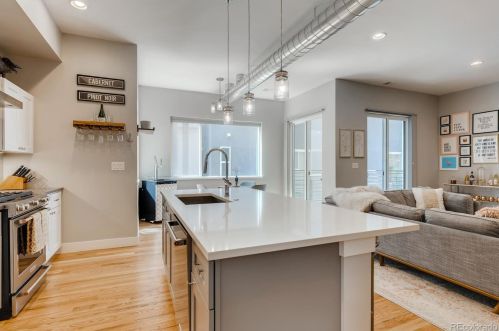 3326 Washington St, Englewood, CO 80113-2730