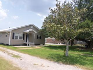 13409 Ruth St, Ocean Springs, MS 39564-2123