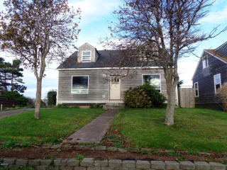 316 11th St, Newport OR  97365-2919 exterior