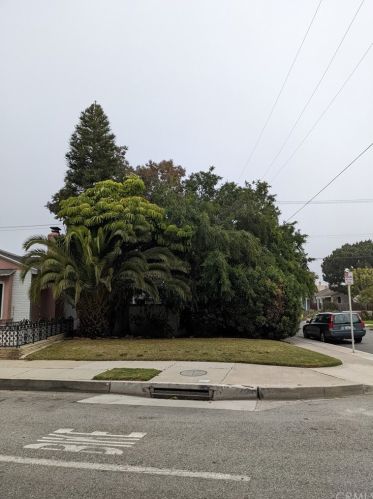 1417 Electric Ave, Seal Beach, CA 90740-6523