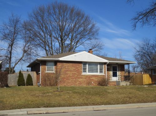 1195 Blatt Blvd, Bradley, IL 60915-1963