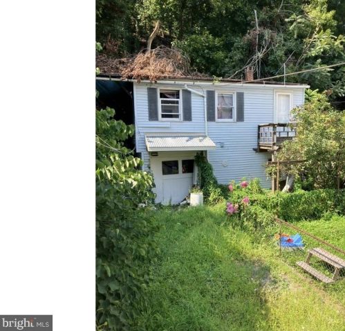 518 Arch St, Primrose PA 17901-2702 exterior