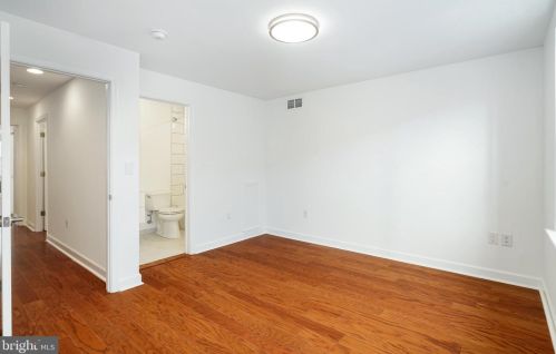 1828 12 St, Philadelphia PA 19147-4532 exterior