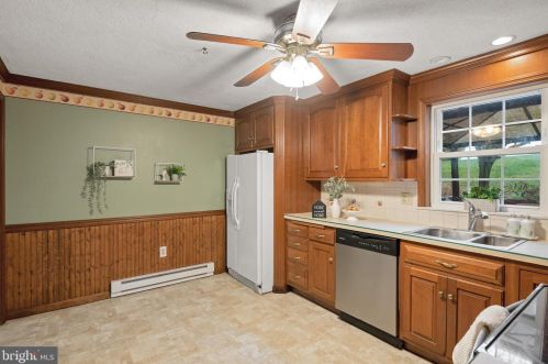 116 Tracy Berg Rd, Lancaster PA  17603-9417 exterior