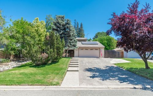 2631 Hoffman Ct, Folsom, CA 95762-4038