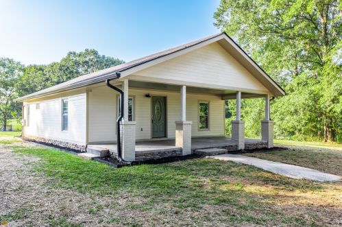 80 Chastain Rd, Lavonia, GA 30553-3491