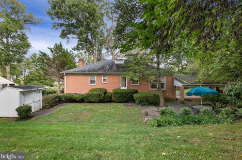 4 Locksley Ct, Silver Spring MD 20904-6321 exterior