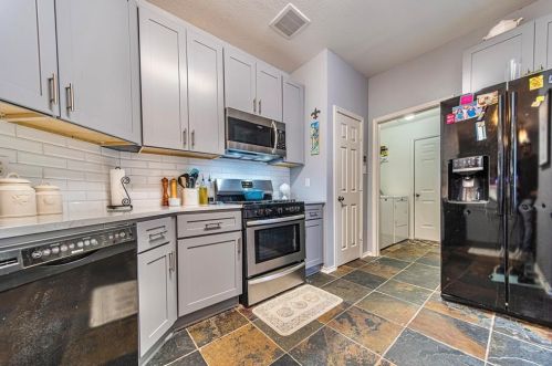 1305 Deville Cir, Garland TX 75043-1851 exterior